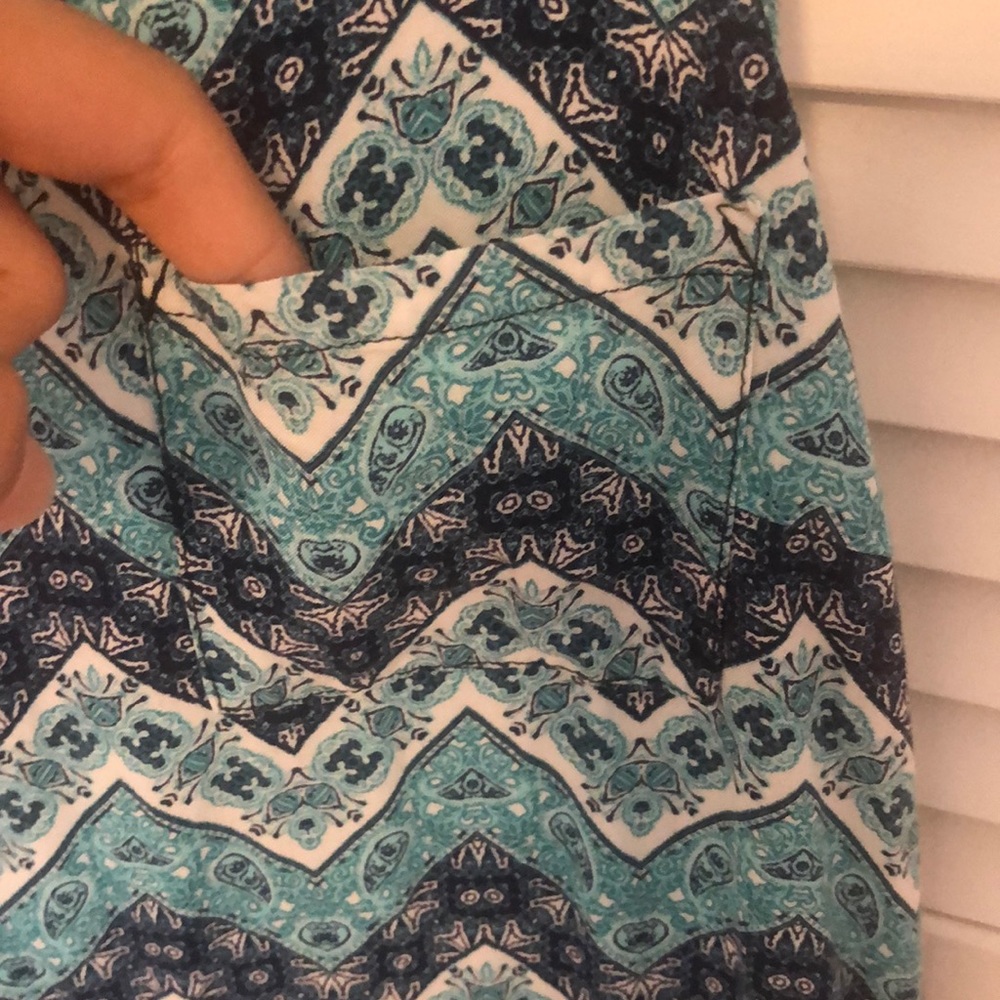 patterned dress - Picture 6 of 6